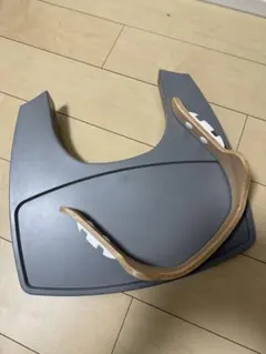 Leander ベビーチェア用パーツ グレー　テーブル