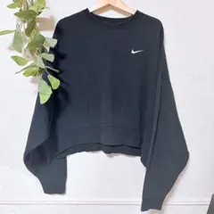 Nike ブラック クロップドスウェット ロゴ Lサイズ