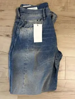 完売サイズ　WEEKDAY ルーズバギージーンズ　seventeen 25/30 完売サイズ WEEKDAY ルーズバギージーンズ seventeen 25/30 | Mercari