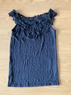 【匿名配送】レース装飾付き黒タンクトップ