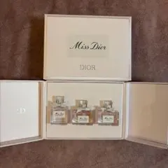 Miss Dior ミニチュア コフレ 香水セット - メルカリ