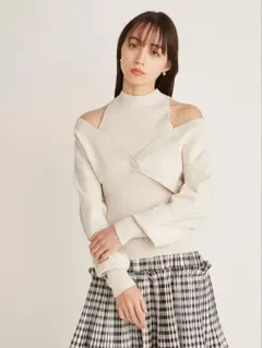 SNIDEL オフホワイト Vネック カーディガン/ボレロ