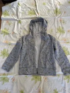 120 フード付き　綿100 パーカー