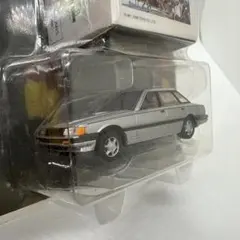 日産 レパード トミカリミテッドヴィンテージ 東宝名車座 帰ってきた若大将のサムネイル
