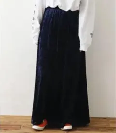 美品　ロデオクラウンズ ワイドボウル　ベロア デイリー スカートのサムネイル