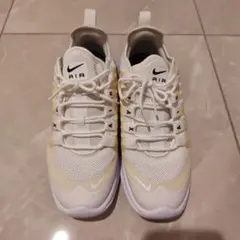 Nike Air Max ホワイト/クリーム
