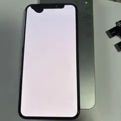 訳ありのiPhone 11 P roの純正フロントパネル