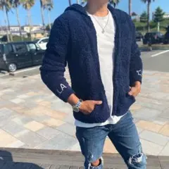 肌触りも最高で超暖かい◎LAパーカー　Sサイズ　ネイビー　ノースフェイス