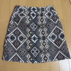 LOWRYSFARM ミニスカート タイトスカート幾何学模様 青 Mサイズのサムネイル