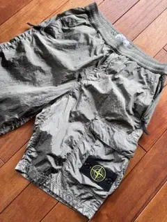 Stone Island ナイロンメタル ショートパンツ - メルカリ