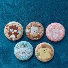 サンリオキャラクター刺繍ピンバッジ5個セット
