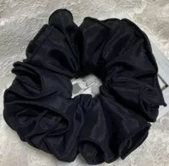 シュシュ　黒光沢　広幅large❣️