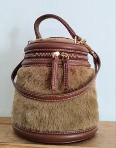 zaraファーショルダーバッグバケツ型ポケットザラ