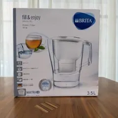 Item thumbnail for item 89d92a5e-c41f-4466-8c6c-8d8a8c35a613