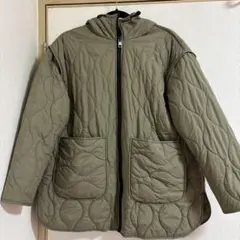ZARAオリーブグリーン キルティングジャケット フード付き