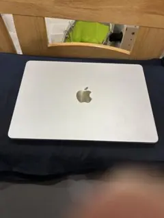 Apple MacBook Air 13インチ シルバー