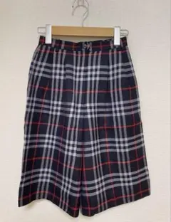 美品/BURBERRY/ハーフパンツ/5AP/NAVY