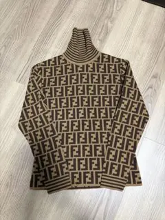 FENDI フェンディ ズッカ柄 タートルニット ハイネック