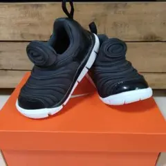 ナイキ　ダイナモフリー　14cm