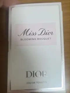 ミスディオール ブルーミングブーケ 1ml EDT サンプル香水のサムネイル