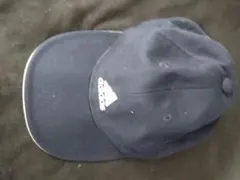 adidas ネイビーキャップ 子供用