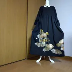 未仕立て高級黒留袖✤ゆったりロングワンピース✤フリル袖✤シルクのペチコート付