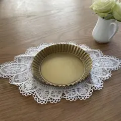 サリュ　アンティークメタルトレイ　レースドイリー