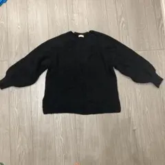 M-L Vネックニット　アースミュージックエコロジー　ブラック