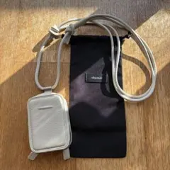 【一度のみ使用】objcts.io レザーストラップ付マイクロバッグ マシュマロ