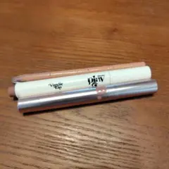 e◎ Glossier Vinylic Lip セザンヌ リップペンシルのサムネイル