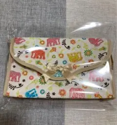 未使用　ナラヤ　マルチカラー キルティング リボン付きポーチ