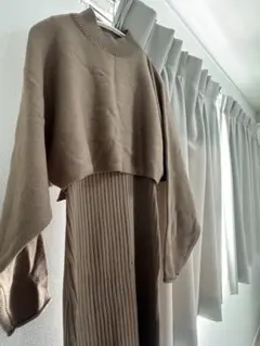 最終値下げ　新品　GU ロングニットワンピース ブラウン　S