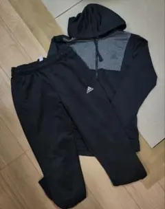 古着！　アディダス　ジャージパーカー　セットアップ　ブラック