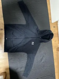 Under Armour ブラック パーカー MD