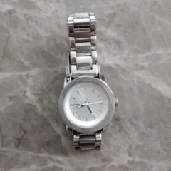 DIESEL シルバー アナログ時計