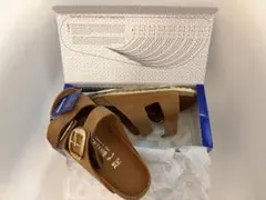 【新品未使用】BIRKENSTOCKアリゾナ ビッグバックル ナローフィットのサムネイル