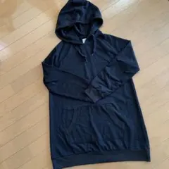 レディースパーカー（ロング丈ブラック）