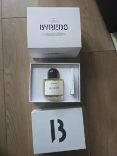 BYREDO バイレードLIL FLEUR Eau de Parfumのサムネイル