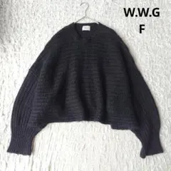 オーバーサイズ ニット