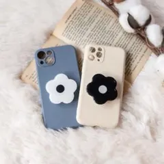 ポップソケット付きiPhoneケース　フラワー 白花　黒花　スマホグリップ　韓国