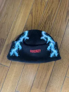 HOCKEY ニット帽 黒 青い模様のサムネイル