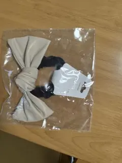 リボン付きヘアゴム ベージュ