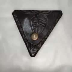 レザー製三角形コインケース