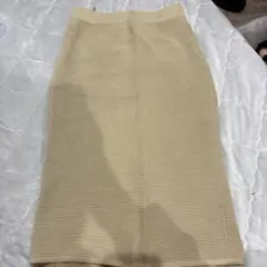 UNIQLO ベージュ タイトスカート S