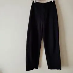 ユニクロ パンツ ブラック