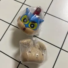 クレヨンしんちゃんのマスコットキャップチャーム　2個セット