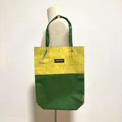 Item thumbnail for item 65fa8366-9ae5-4b00-a190-7d795be15864