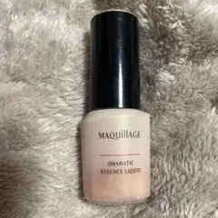 MAQuillAGE エッセンスリキッドファンデーション