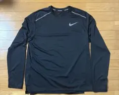 人気商品 中古美品Nike 長袖Tシャツ ブラック Lサイズ