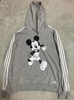 adidas アディダス×ミッキーマウス　コラボパーカー　刺繍ロゴ　3ライン